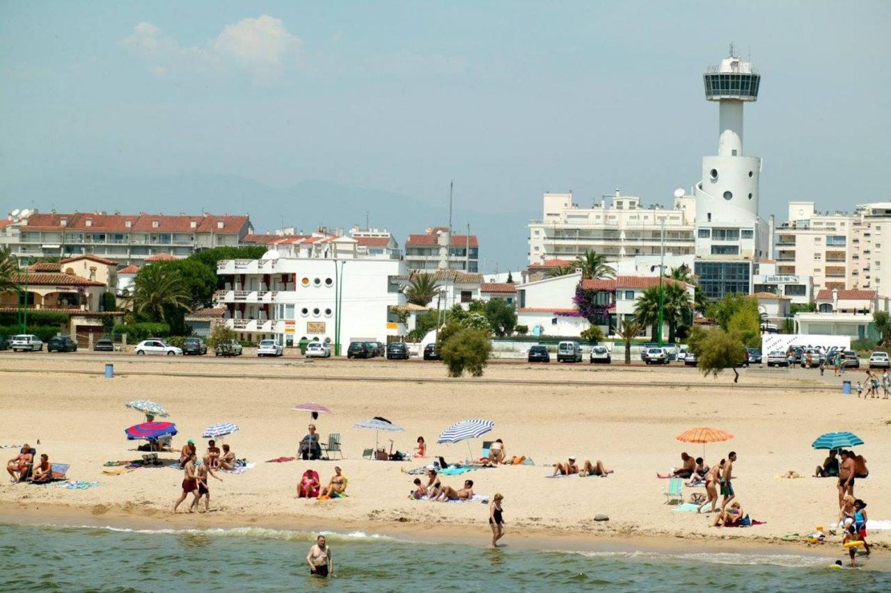 Apartmán Sant Mori Empuriabrava Exteriér fotografie